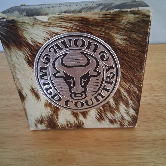 Avon Wild Country Bull Design Box With Soap On A Rope. - Picture 1 of 3